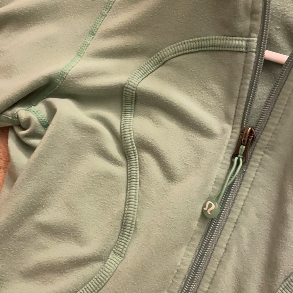 Lululemon Jacket - Picture 2 of 2